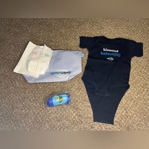 WaterWipes Blowout Bailout Kit - Onsie, Travel Pouch, Diaper Disposal Bags, etc.